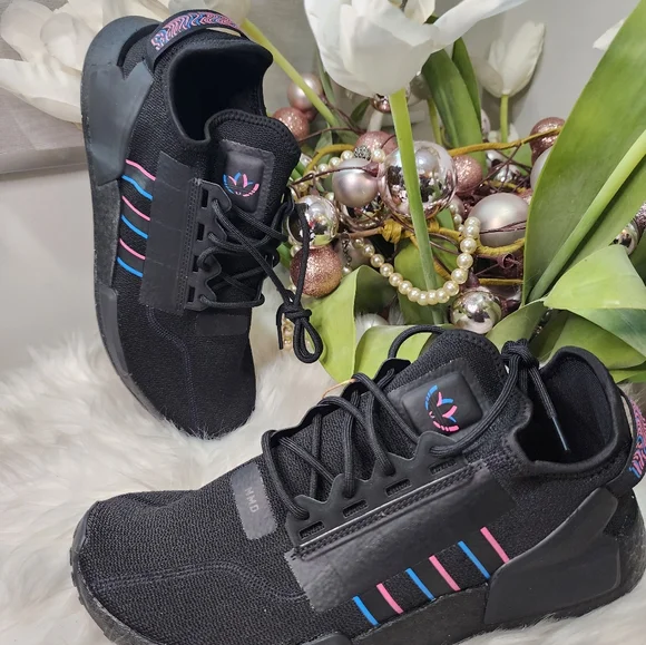 Adidas NMD_R1 V2 Mens SHOESSize10.5 new - Picture 4 of 11